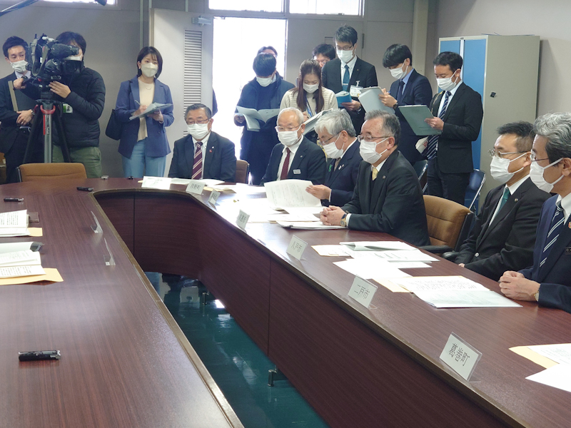 220118 北奥羽開発促進協議会ドクヘリ岩手県要望 (2).jpg