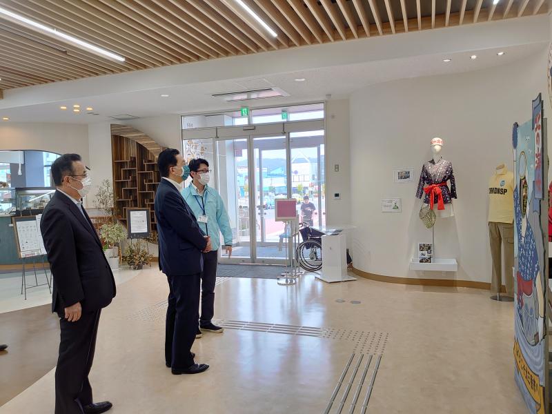 あまちゃん展示スペース見学の様子