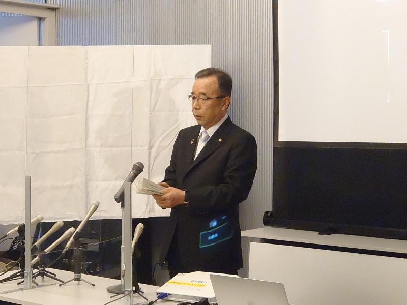 「アドクス・コハク」記者会見 (3).JPG