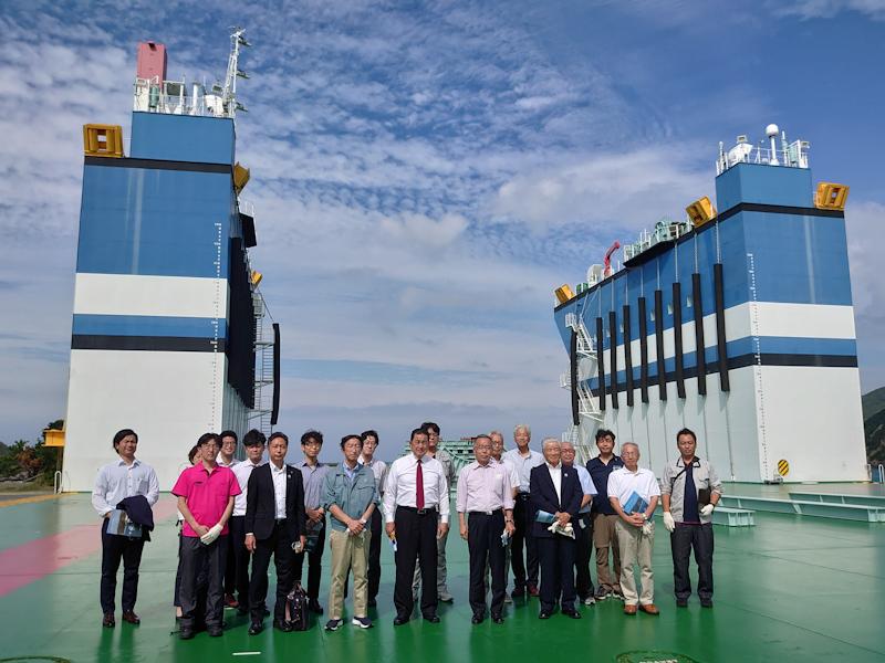 211012 浮体式洋上風力発電視察 (4).jpg